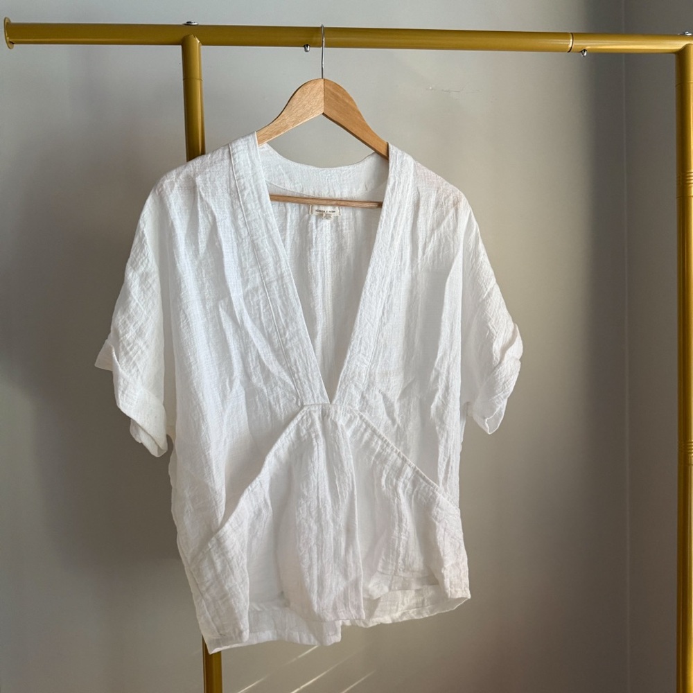 LNWOT UO Silence + Noise Tunic Style Short Sleeve Blouse